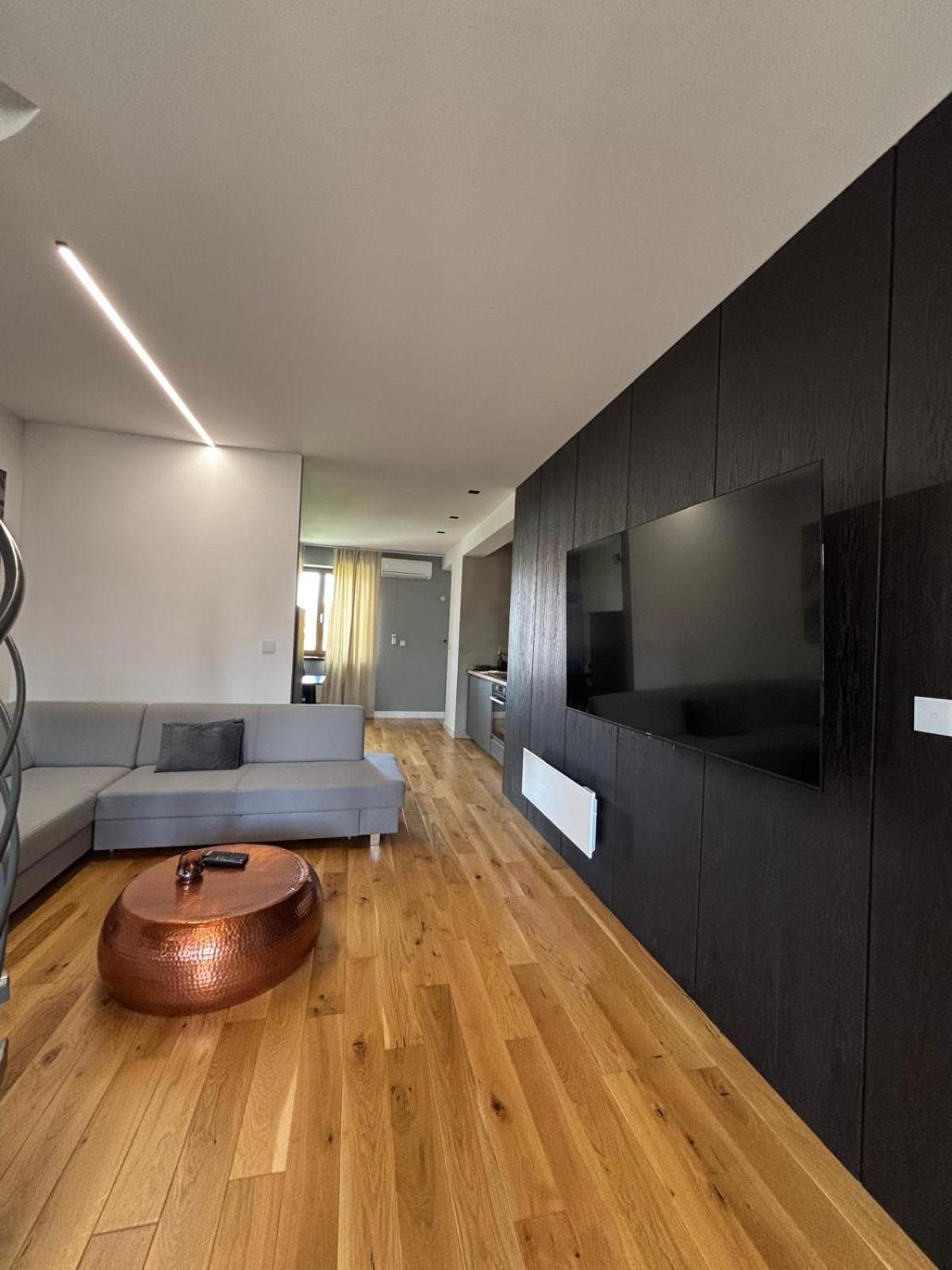 Apartman Zara Komárno Екстериор снимка